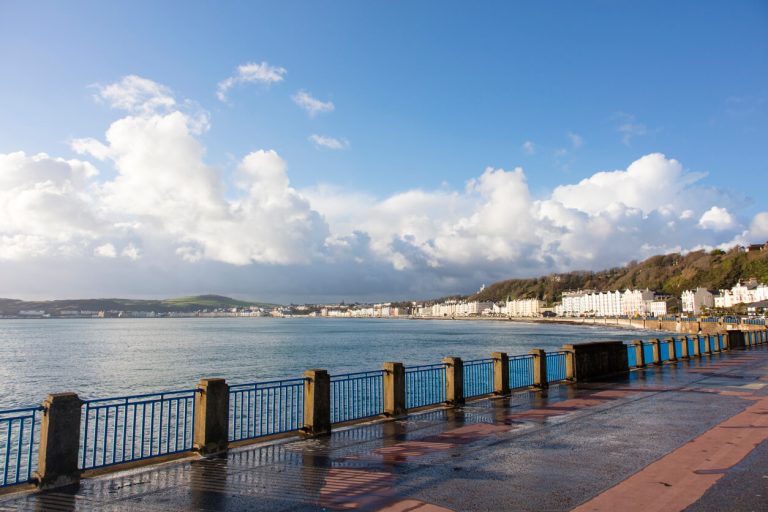 iom-douglas-prom-2304-istock-508626958